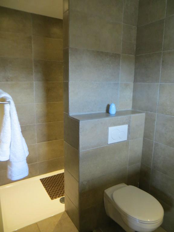 Bed And Breakfast Mentari Ghent Room photo