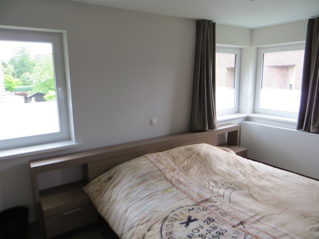 Bed And Breakfast Mentari Ghent Room photo